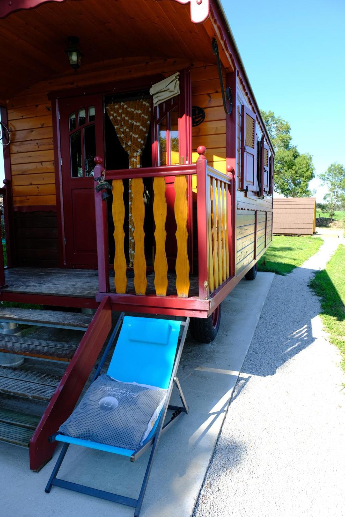 Les Roulottes De La Ferme Des Chanaux Saint-Julien-d'Ance エクステリア 写真